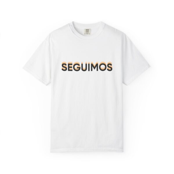 "Seguimos" Echo Crew Neck Tee