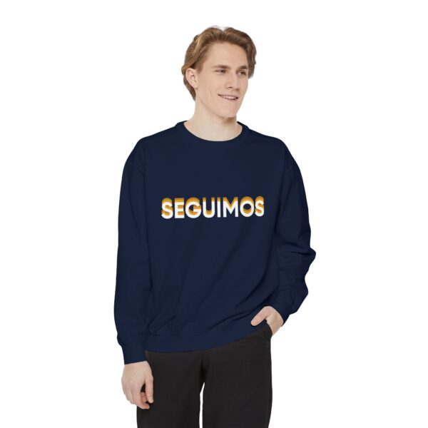 "Seguimos" Echo Sweatshirt