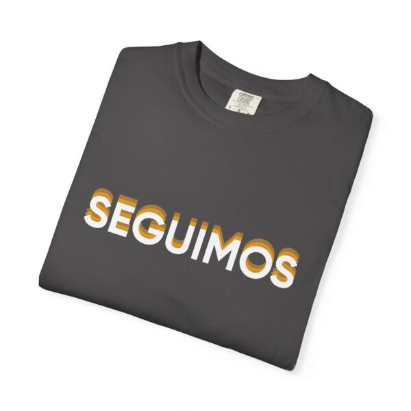"Seguimos" Echo Crew Neck Tee